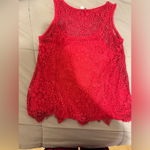 Simply Styled by Sears Red Lace Sleeveless Top - Size L - Picture 3 of 6